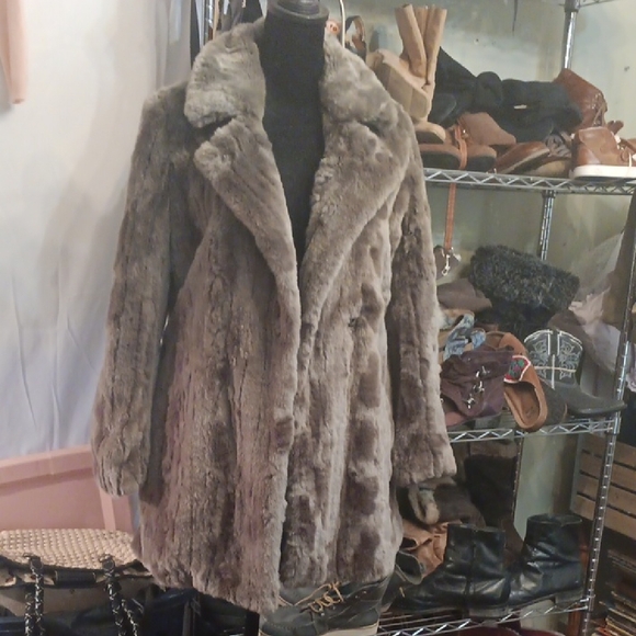 John + Jenn Plush Olive  Faux Fur Jacket XXS - Picture 1 of 7